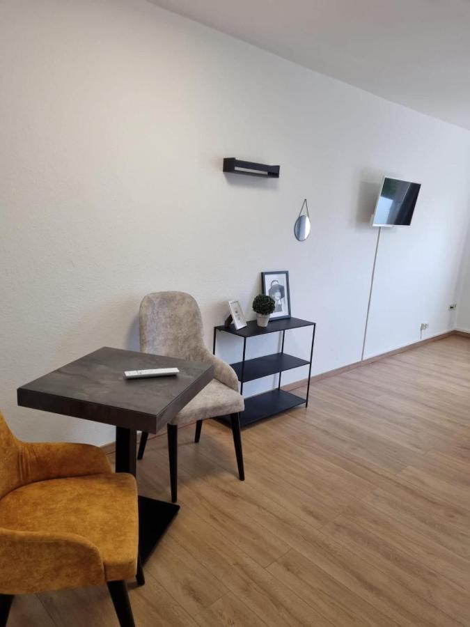 Twitch Apartments Achim Bagian luar foto